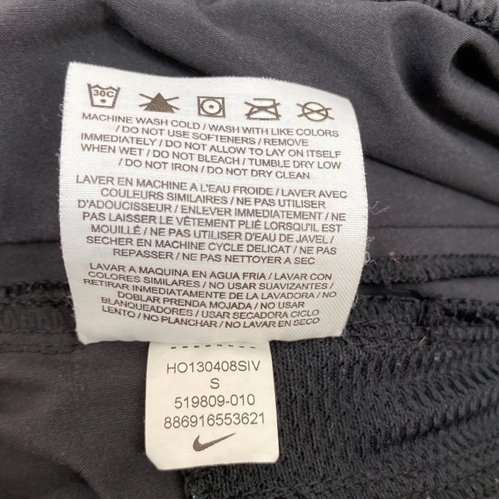 Nike Men’s Dri-Fit black running joggers. Size small.